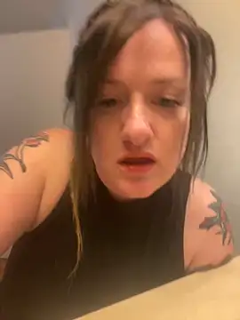 Snapshot of 1-800-FUCKYOU chatting on 02/22/25, 07:45 1-800-FUCKYOU online show from 02/22/25, 07:45