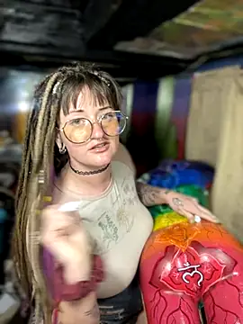 Snapshot of 1-800-FUCKYOU chatting on 09/10/25, 05:29 1-800-FUCKYOU online show from 09/10/25, 05:29