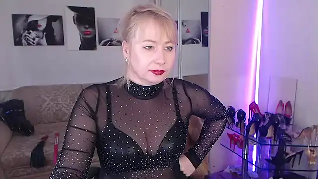 MistressMilfa online show from 02/28/25, 10:52
