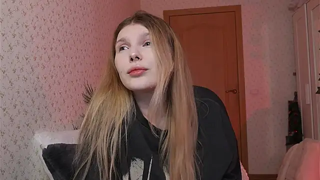 Snapshot of _aleksa_ chatting on 12/09/24, 12:30  aleksa  online show from 12/09/24, 12:30