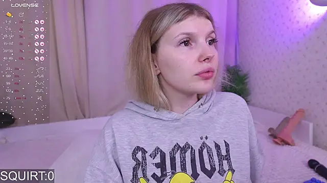 Snapshot of _aleksa_ chatting on 09/12/25, 05:29  aleksa  online show from 09/12/25, 05:29