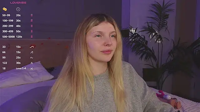 Snapshot of _aleksa_ chatting on 10/22/25, 06:24  aleksa  online show from 10/22/25, 06:24