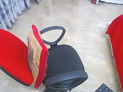 Snapshot of Makemypussysquirt-tsunami chatting on 09/19/25, 07:43 Makemypussysquirt-tsunami online show from 09/19/25, 07:43