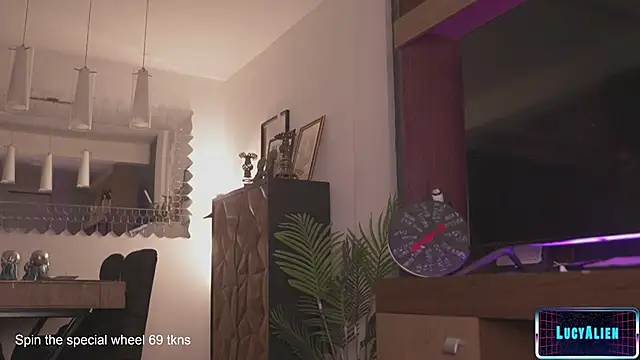 LucyAllenX online show from 01/19/25, 01:00