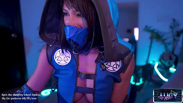 LucyAllenX online show from 10/28/25, 07:38