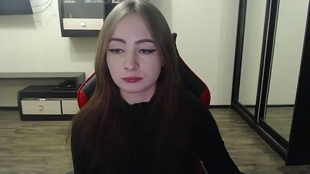 Laralianna online show from 01/05/25, 01:35