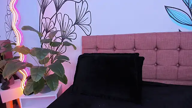 Sweet Ariadna  online show from 03/01/25, 03:16