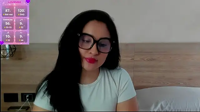 Snapshot of AnushaKumari chatting on 07/16/26, 05:30 AnushaKumari online show from 07/16/26, 05:30