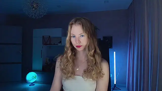 Cuddle Cat online show from 12/01/25, 04:39