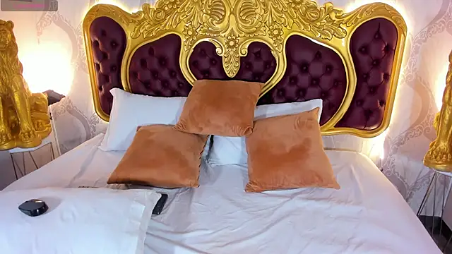 Dulce 26  online show from 11/28/25, 10:34