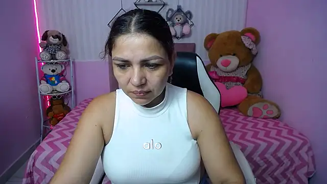 cum bigass online show from 09/21/25, 12:07