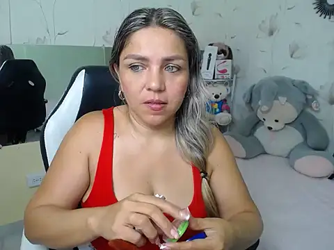 cum bigass online show from 11/18/25, 12:20