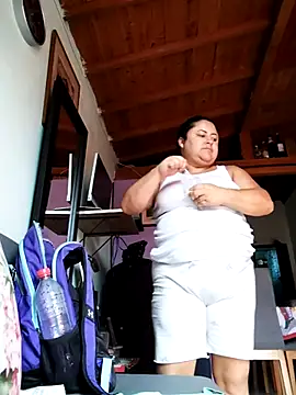 Monseratte21 online show from 11/14/25, 05:44