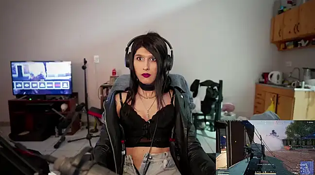 Snapshot of brenda_nataliaok chatting on 03/19/25, 04:57 brenda nataliaok online show from 03/19/25, 04:57