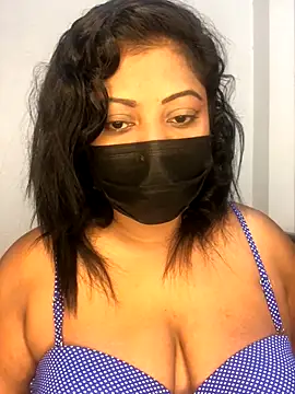  Cute ariana  online show from 12/18/25, 07:20