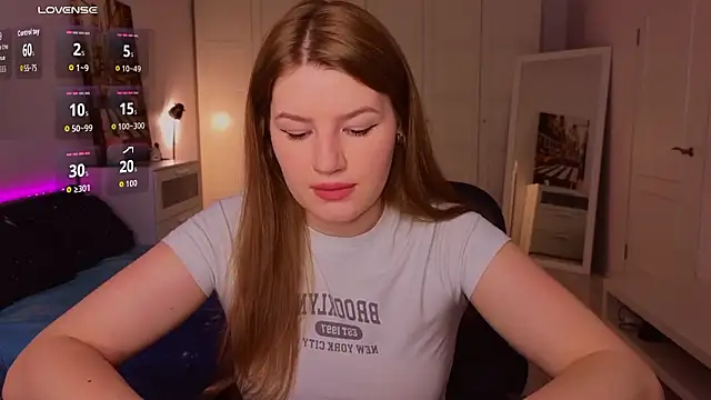 Snapshot of alwaysfrida chatting on 02/22/26, 04:16 alwaysfrida online show from 02/22/26, 04:16