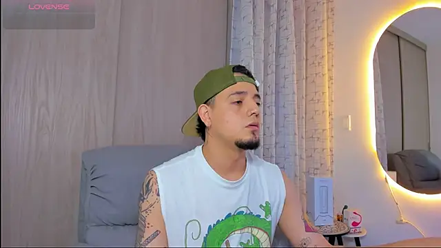 alejandro calderon1 online show from 11/18/25, 02:39