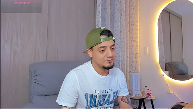 alejandro calderon1 online show from 11/22/25, 03:49