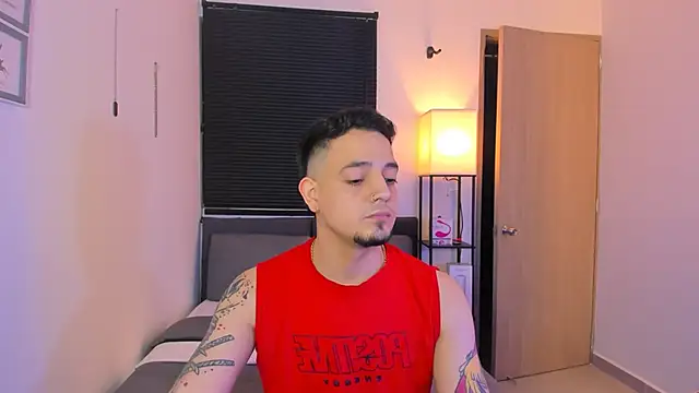 alejandro calderon1 online show from 04/25/26, 03:31