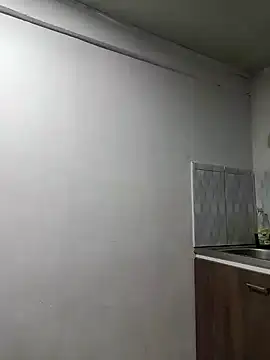 Hannah-grace online show from 12/29/24, 12:23