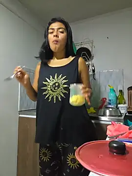 Hannah-grace online show from 11/03/25, 10:05