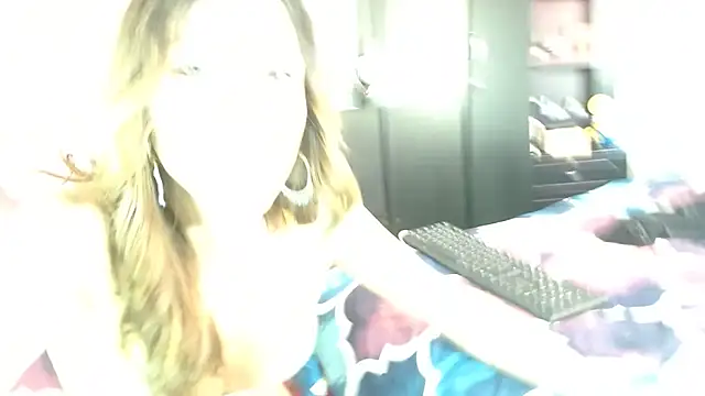 aleera starxx982 online show from 11/07/25, 09:59