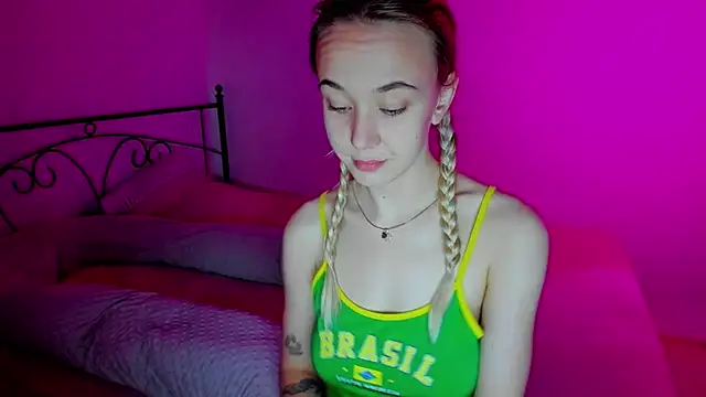 SexyCocobutt online show from 12/06/24, 07:54