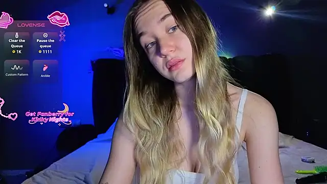 Snapshot of SexyCocobutt chatting on 03/15/26, 12:44 SexyCocobutt online show from 03/15/26, 12:44