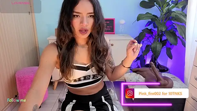 melisa es online show from 11/22/25, 01:21