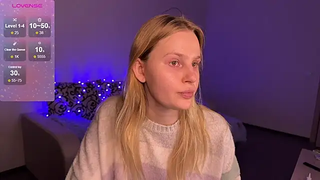 Snapshot of Chanel_Gill chatting on 01/07/25, 05:31 Chanel Gill online show from 01/07/25, 05:31