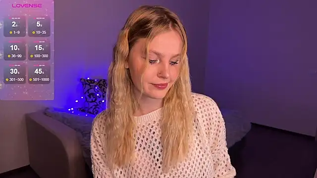 Snapshot of Chanel_Gill chatting on 01/14/25, 03:26 Chanel Gill online show from 01/14/25, 03:26
