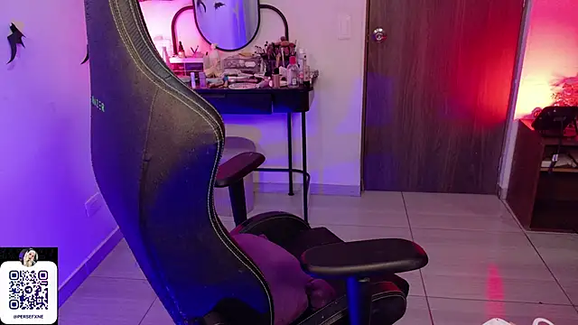 Snapshot of damnliciousss chatting on 03/08/26, 10:02 damnliciousss online show from 03/08/26, 10:02