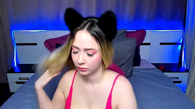 AriaSugar online show from 12/02/24, 03:37