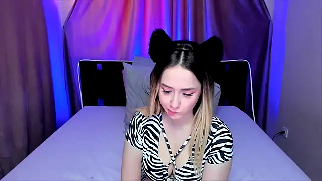 AriaSugar online show from 02/13/25, 07:13