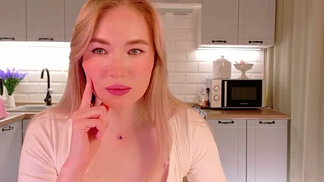 Snapshot of Veronika_Mitchel chatting on 02/19/26, 04:14 Veronika Mitchel online show from 02/19/26, 04:14