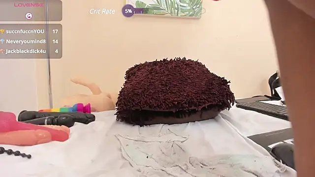 Snapshot of pameela_brown chatting on 12/21/24, 09:23 pameela brown online show from 12/21/24, 09:23