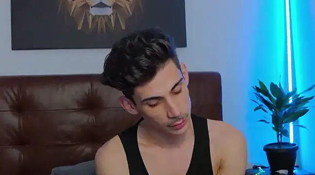 Snapshot of DanielCrush1 chatting on 01/11/25, 05:40 DanielCrush1 online show from 01/11/25, 05:40