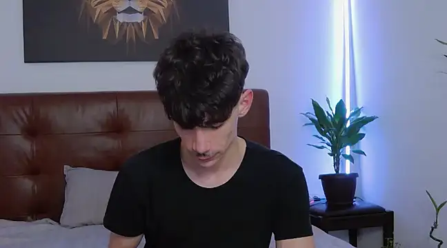 Snapshot of DanielCrush1 chatting on 02/13/25, 09:09 DanielCrush1 online show from 02/13/25, 09:09