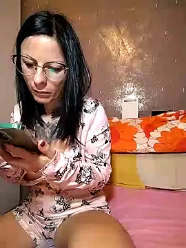 Snapshot of BoccadiFata chatting on 12/05/24, 04:44 BoccadiFata online show from 12/05/24, 04:44