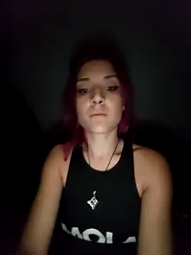 Snapshot of KarlaLuar_ chatting on 12/25/24, 06:19 KarlaLuar online show from 12/25/24, 06:19