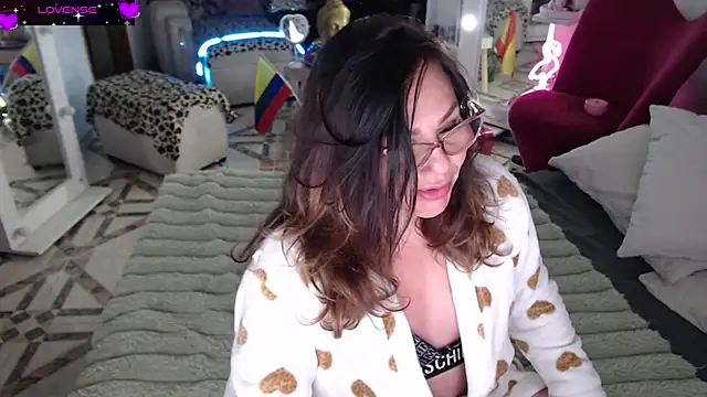 Myrnasexxx online show from 06/05/26, 10:43