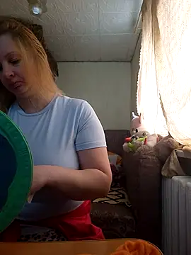 BustyBlond online show from 04/28/26, 04:39