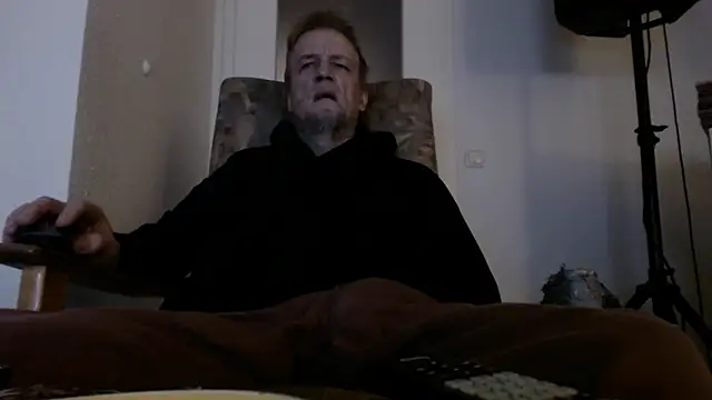 Cordt27 online show from 11/24/25, 08:08