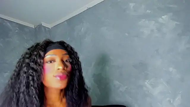 Snapshot of Emattaylor chatting on 05/29/26, 11:52 Emattaylor online show from 05/29/26, 11:52
