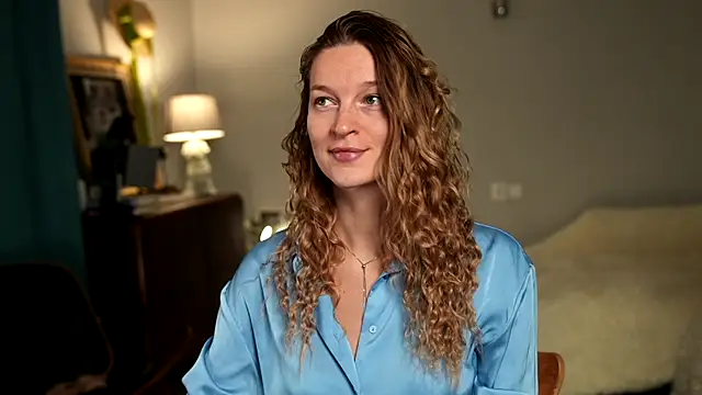 Snapshot of Special___ chatting on 03/05/25, 03:18 Special    online show from 03/05/25, 03:18