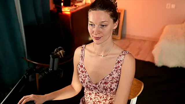 Snapshot of Special___ chatting on 03/07/25, 06:33 Special    online show from 03/07/25, 06:33