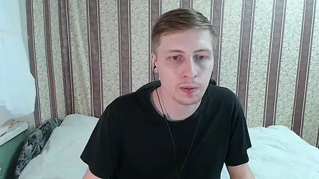 darienlarge online show from 03/15/25, 03:59