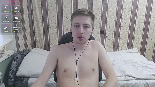 darienlarge online show from 03/18/25, 03:10