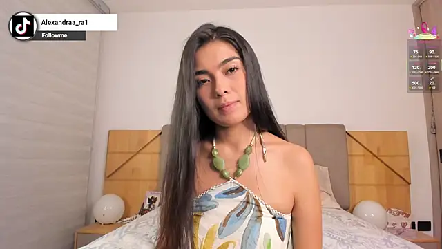 Snapshot of Alexandra_ra chatting on 06/11/26, 04:32 Alexandra ra online show from 06/11/26, 04:32