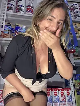 sammyqueenx21 online show from 02/11/25, 10:39